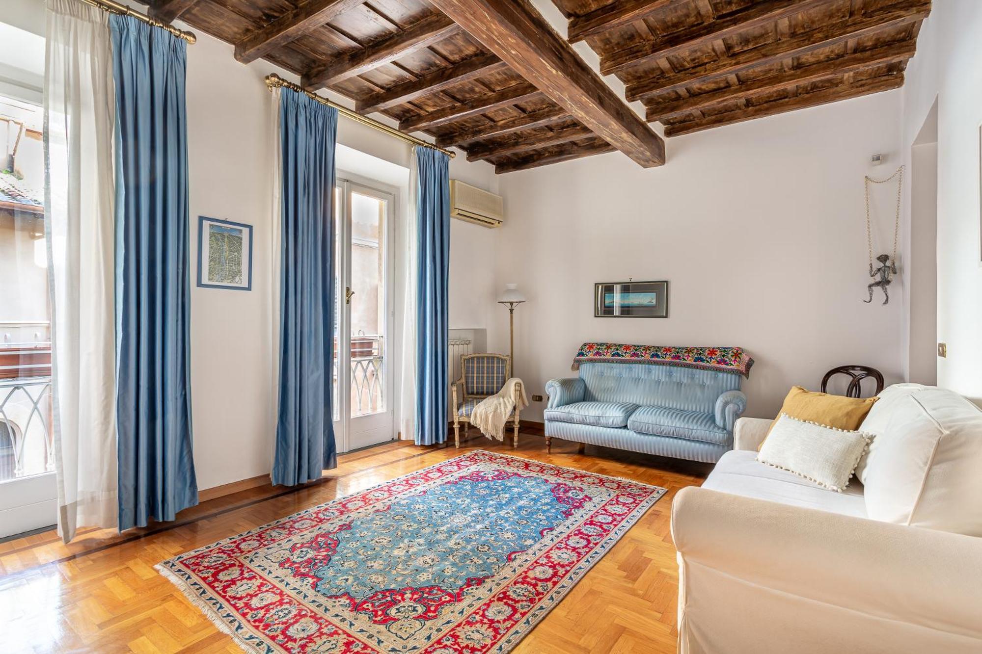 Apartment Iflat Classy & Spacious Near Campo De Fiori Rom